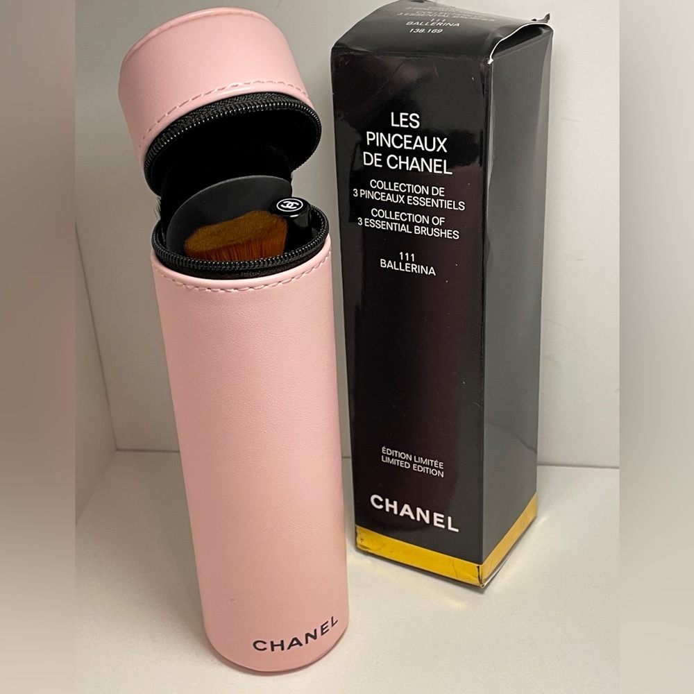 Chanel Makeup Brush Set - Black and Pink - Picture 3 of 10